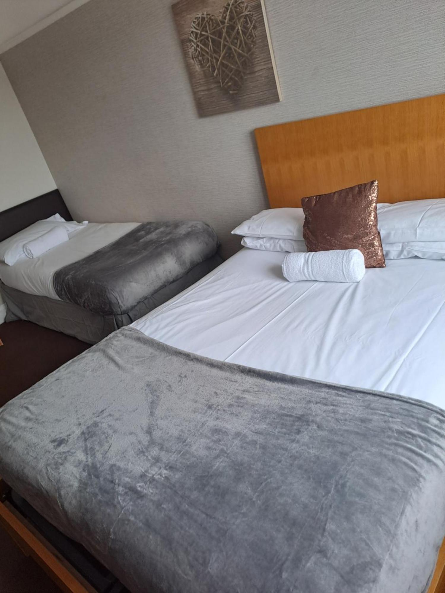 Hotel Sheridans Budget Accomodation Wallasey Exterior foto